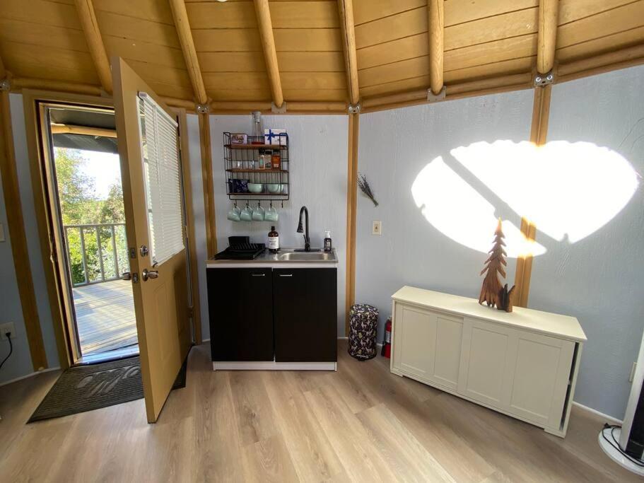 Vila Glamping-Sky Dome Yurt-Tiny House-2 By Lavenders Field Valley Center Exteriér fotografie