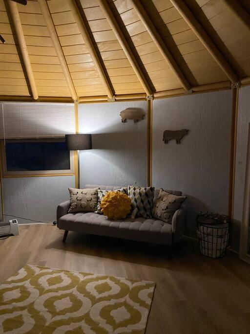 Vila Glamping-Sky Dome Yurt-Tiny House-2 By Lavenders Field Valley Center Exteriér fotografie